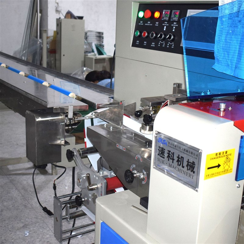 廠包4分微噴頭及打金配件水平包裝機在裝設備理料噴碼五包機中的應用